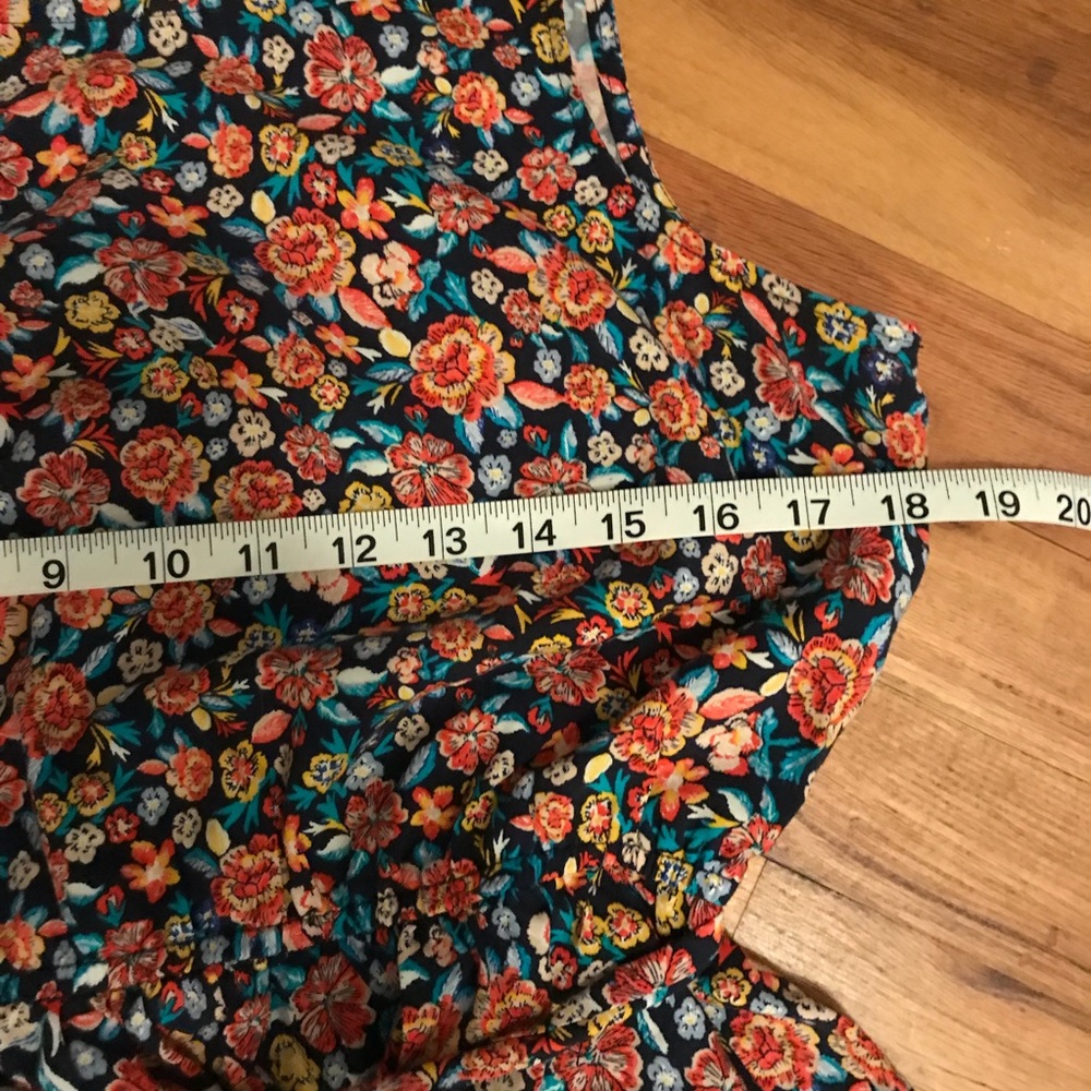 Old Navy Floral Dress - Picture 6 of 8